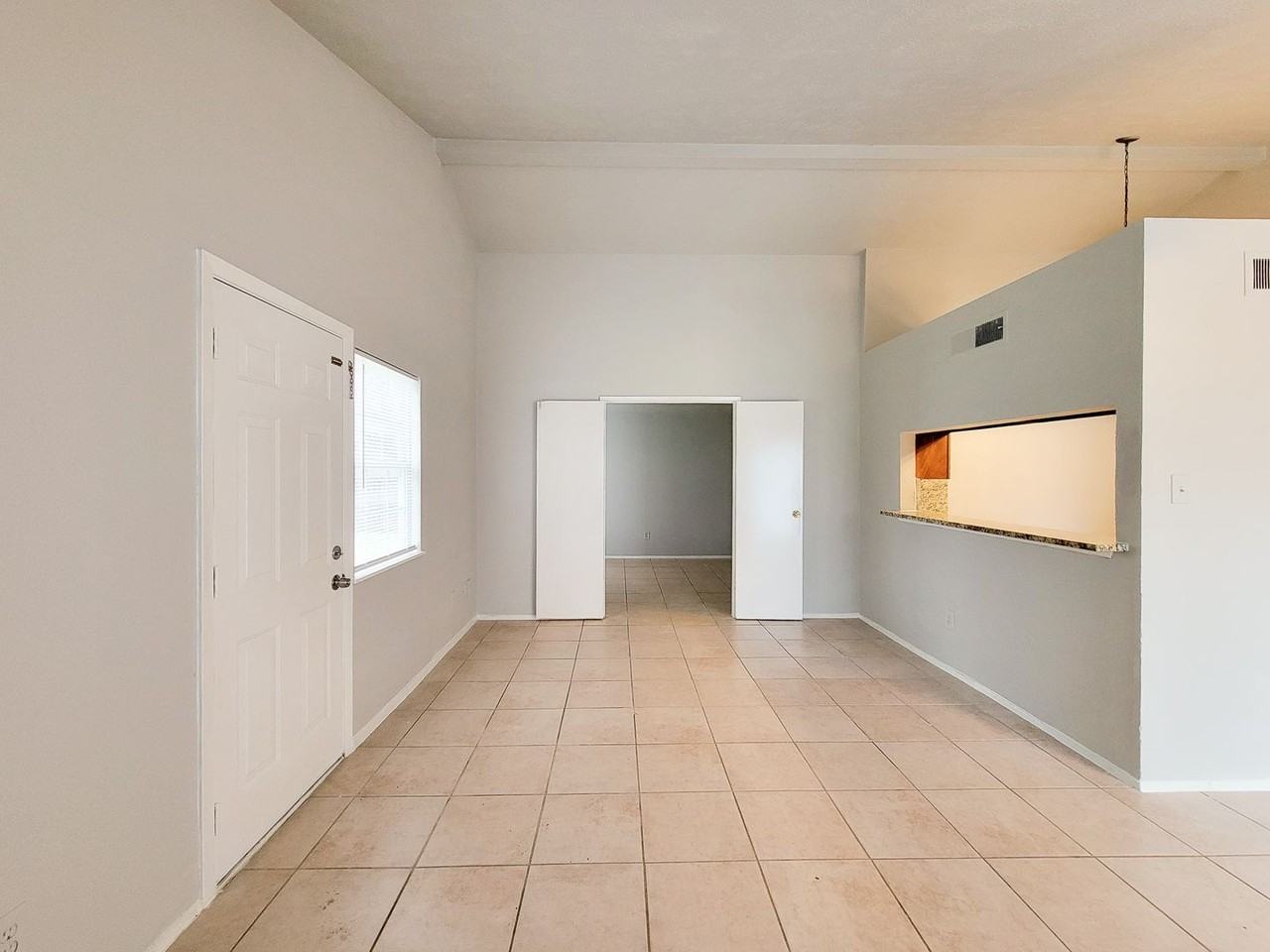 24202 Four Sixes Lane - Photo 6 of 35