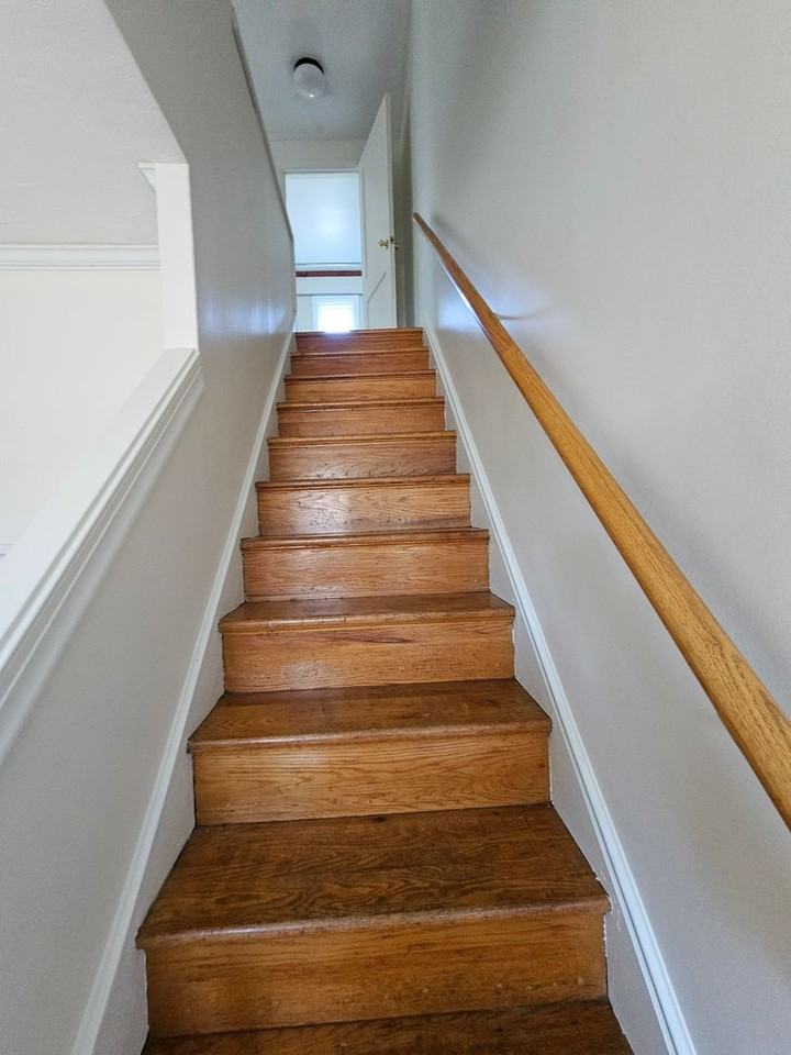 1041 Saint Joseph St - Photo 5 of 14