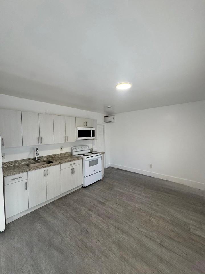 50-60 NW 71 ST LLC - Photo 5 of 9