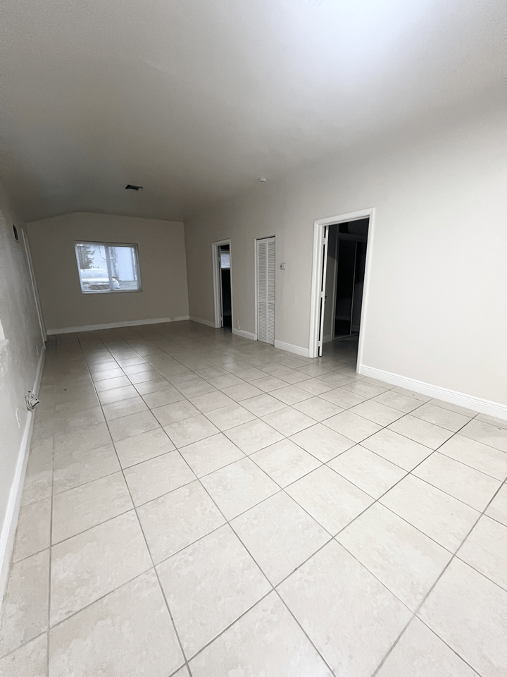 1820 Nw 15th Vis - Photo 5 of 25