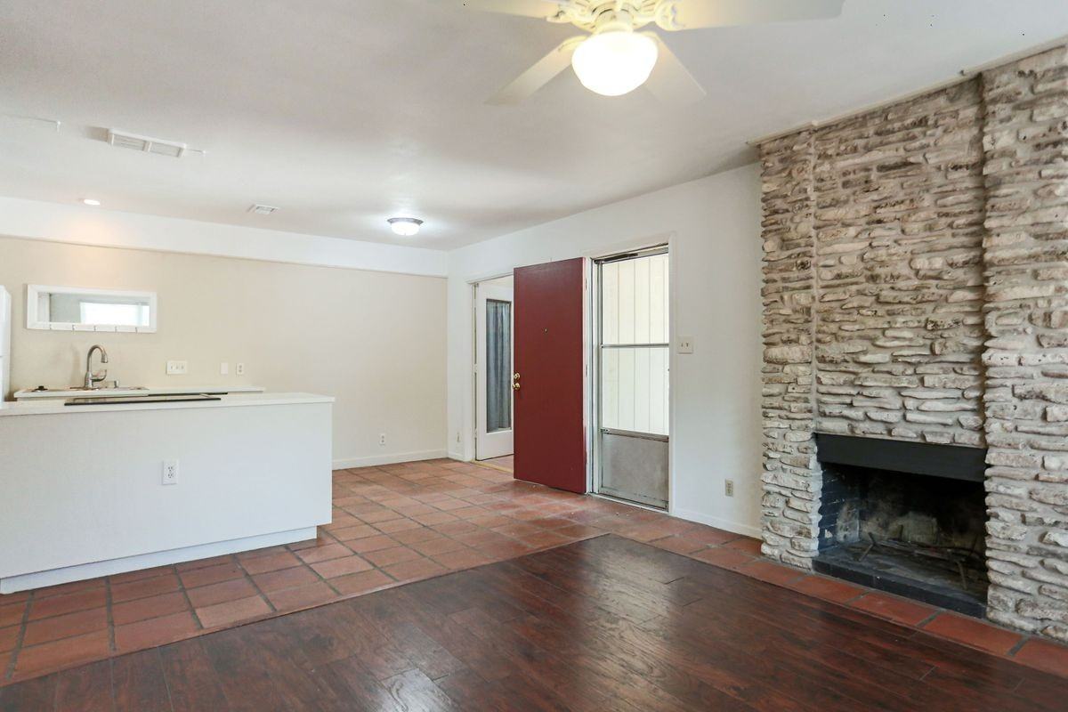 1003 Beaver Trail ##A - Photo 3 of 15