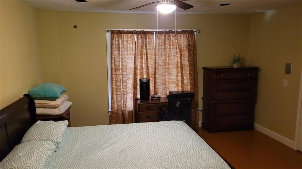 2750 Wellington Way Southeast - Photo 2 of 10