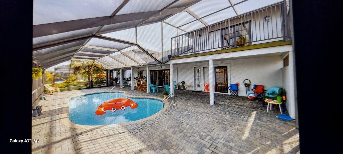 313 Southeast 6th Street - Photo 4 of 8