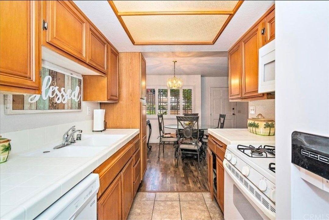 13951 Arthur Avenue - Photo 7 of 16