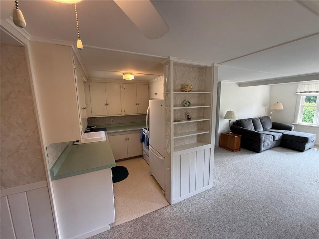 115 Winnapaug Road - Photo 5 of 19