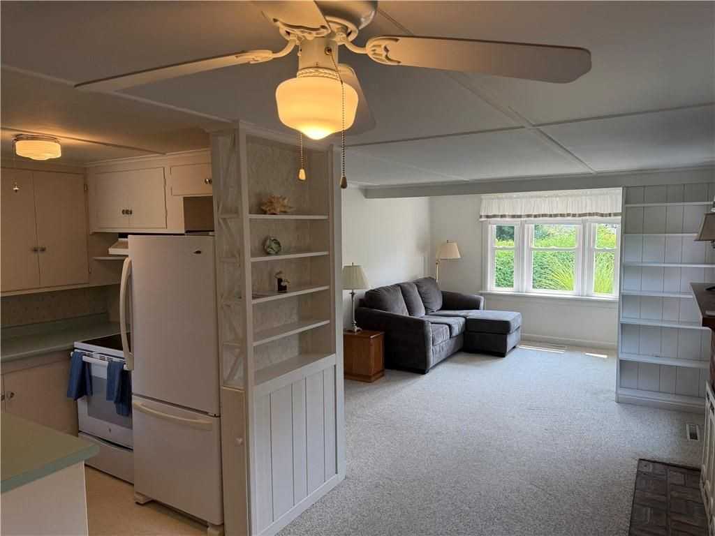 115 Winnapaug Road - Photo 6 of 19