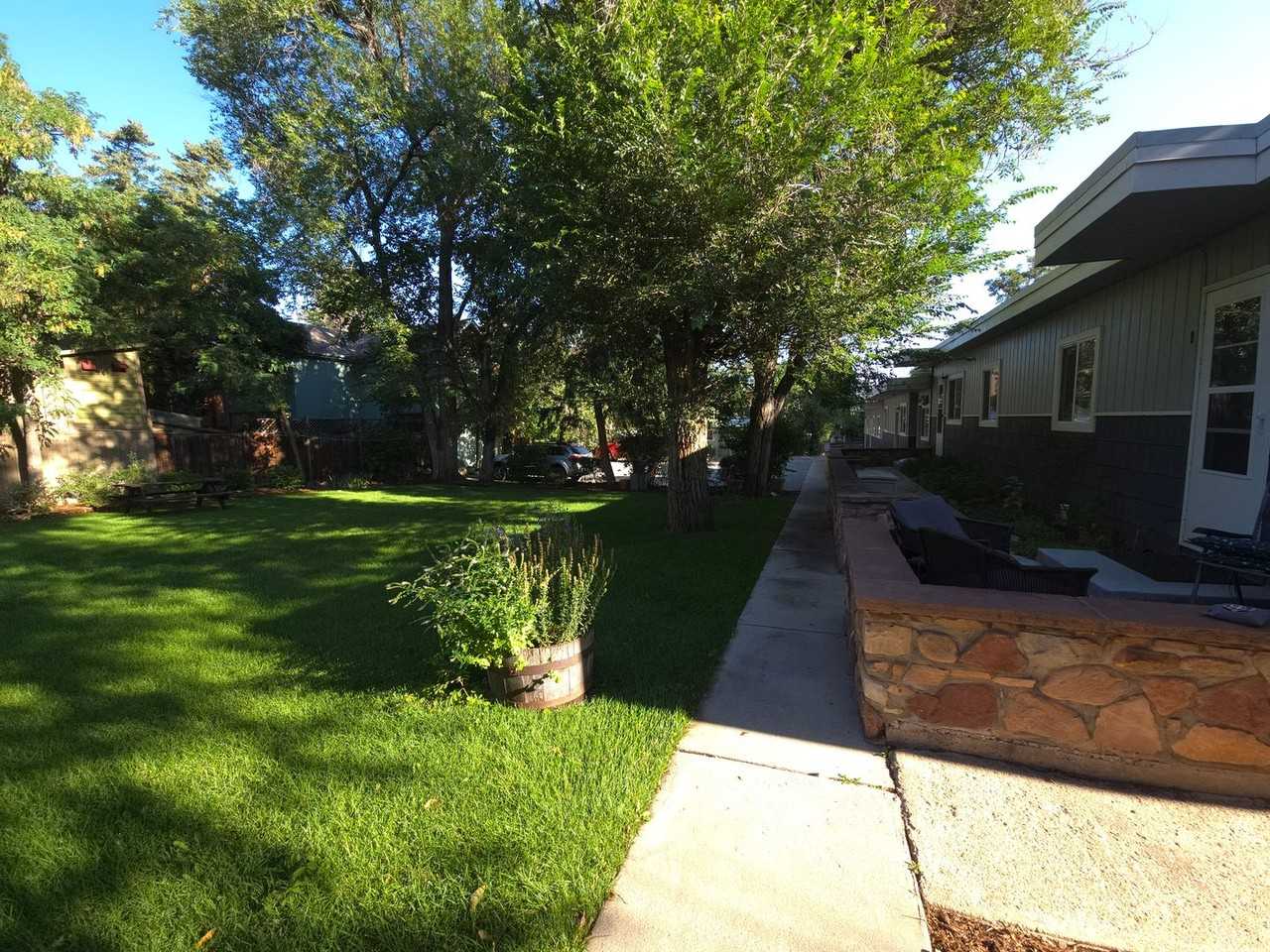 635-637 Marine St. - Photo 4 of 43