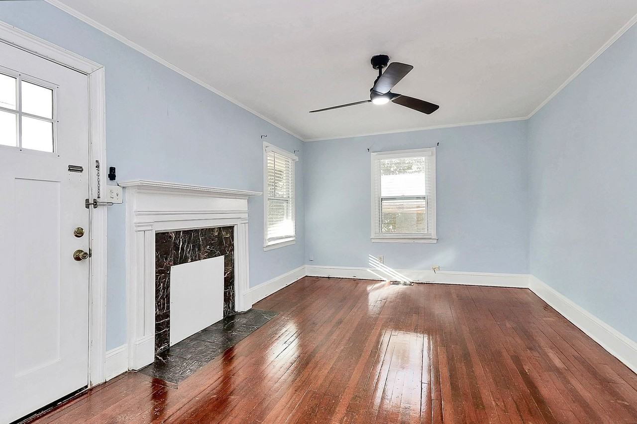 1105 Brookhurst Dr - Photo 5 of 18