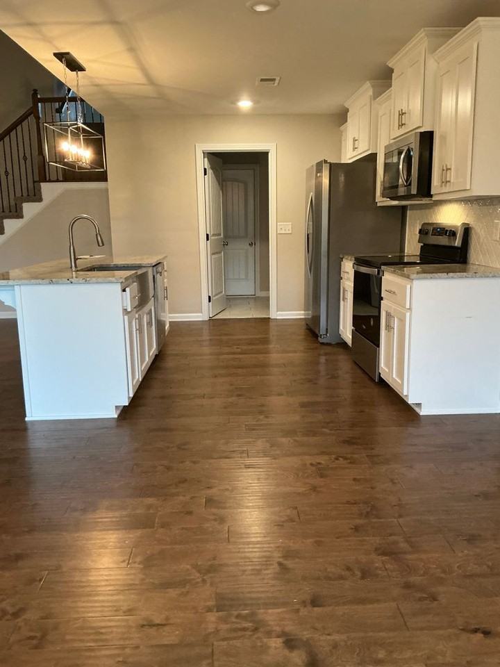 804 Waldon Ct - Photo 7 of 23