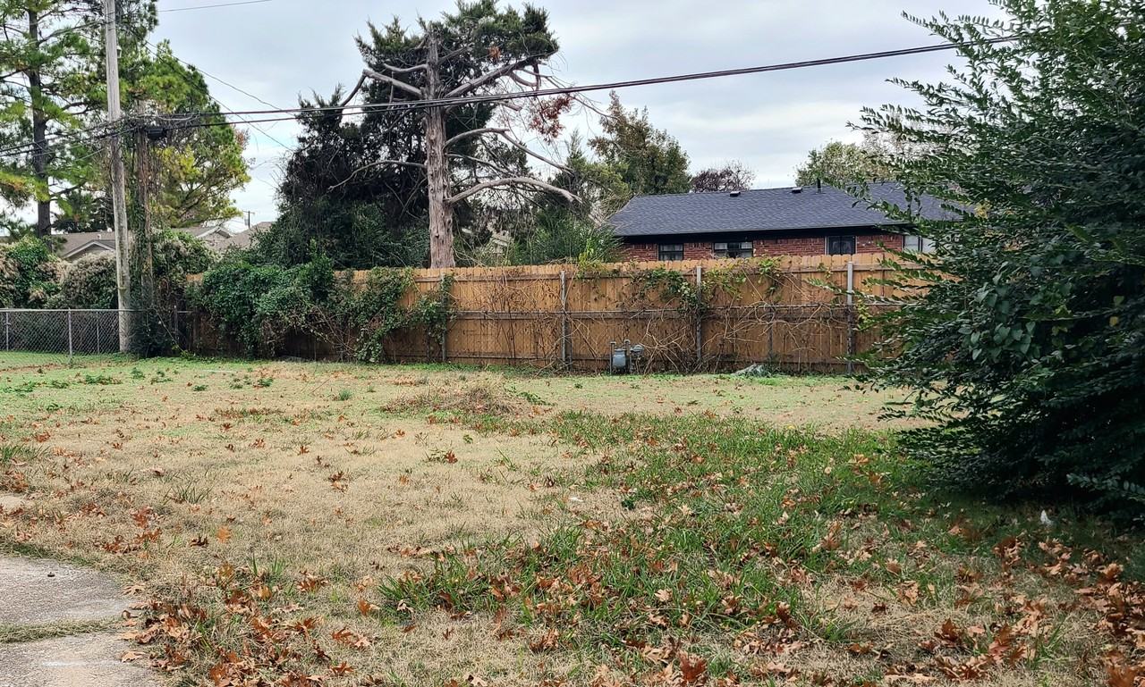 7456 E 30th St #30thST - Photo 3 of 3