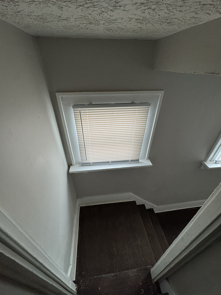 310 E Marshall St #312 - Photo 5 of 12