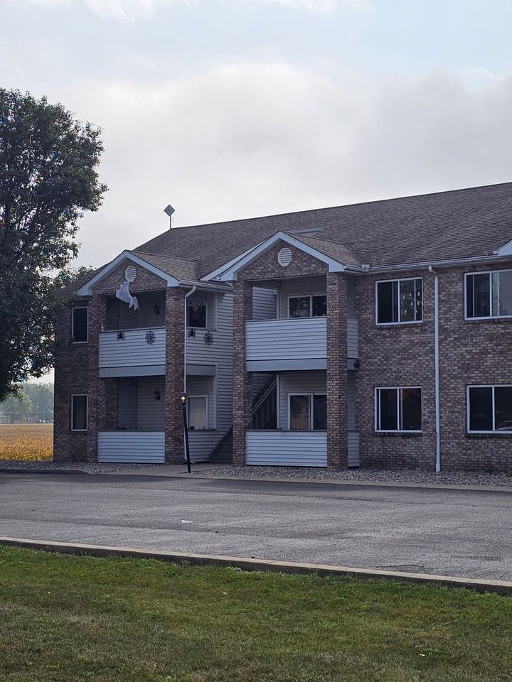 1001 W Wayne St - Photo 3 of 11