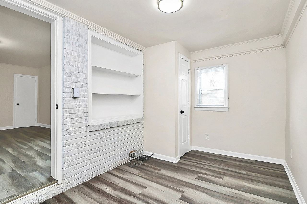 4132 Blenhein Rd - Photo 5 of 18