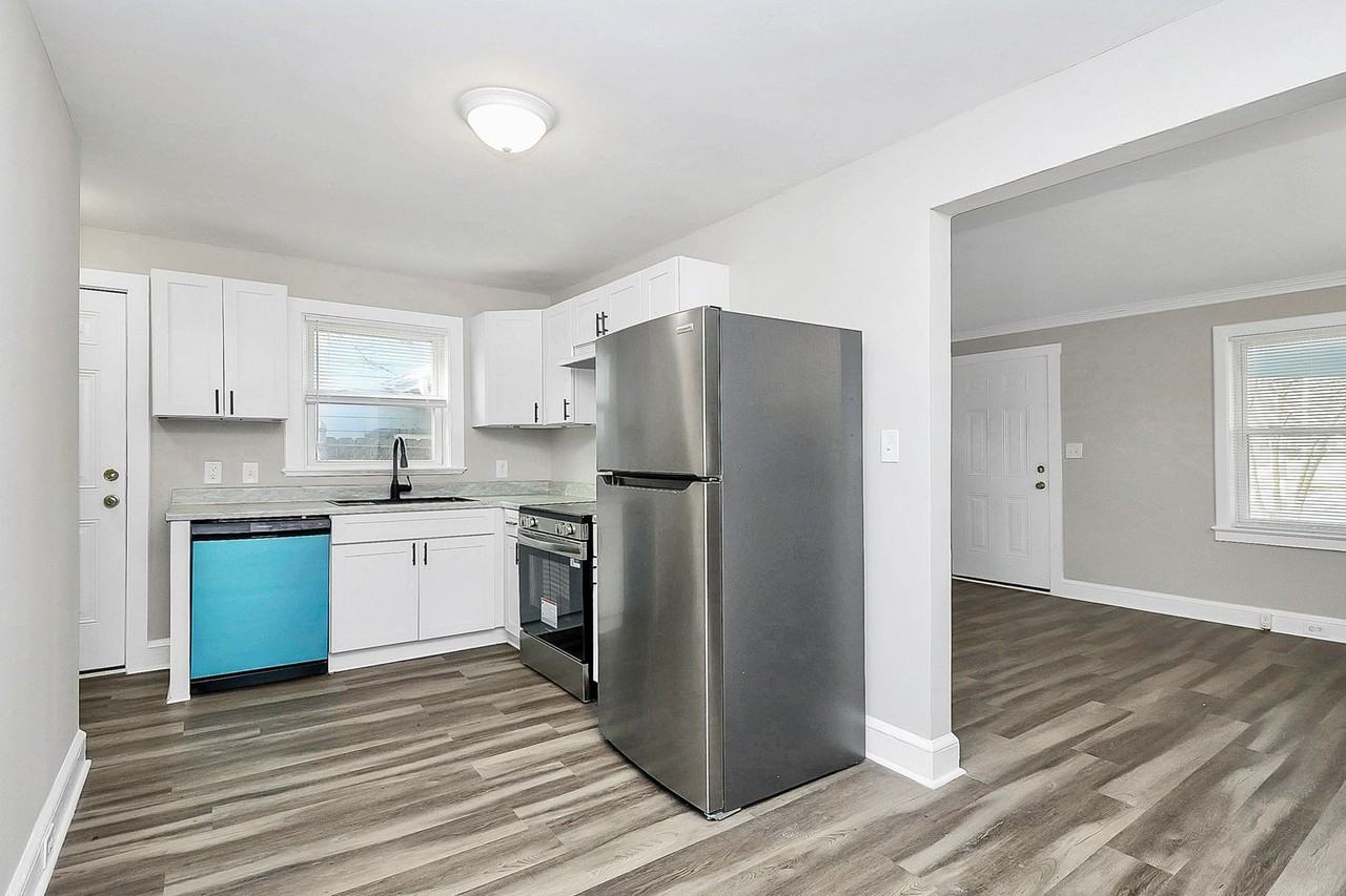 3516 The Plaza - Photo 7 of 18