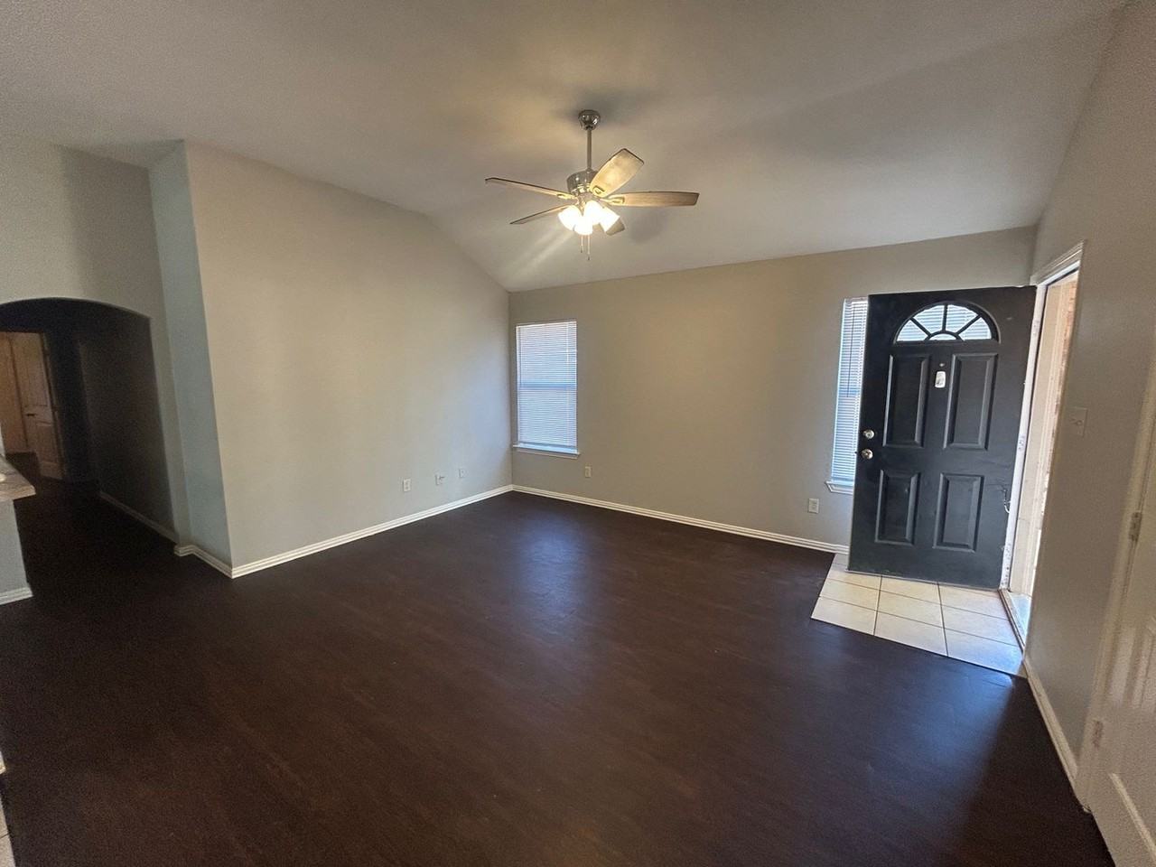 108 Prosperity Trl - Photo 2 of 12