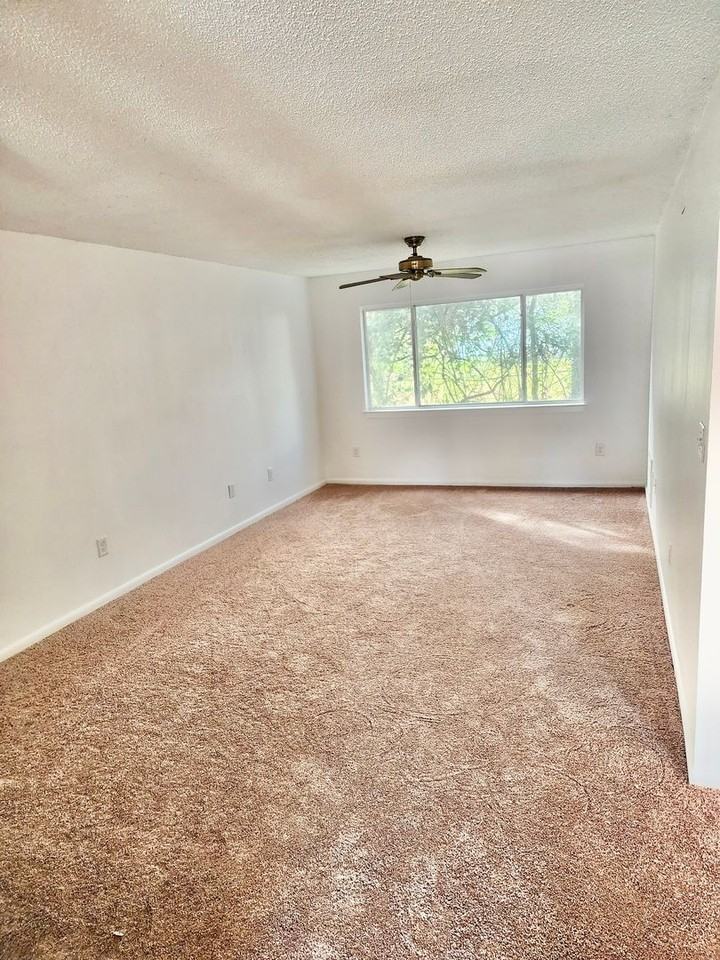 1203 1203 D2 Jamestown Road - Photo 6 of 14