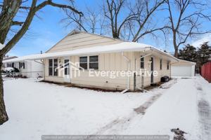 featured image of 212 East Alcott Road