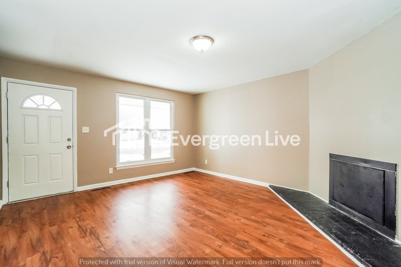 212 E Alcott Rd - Photo 6 of 16