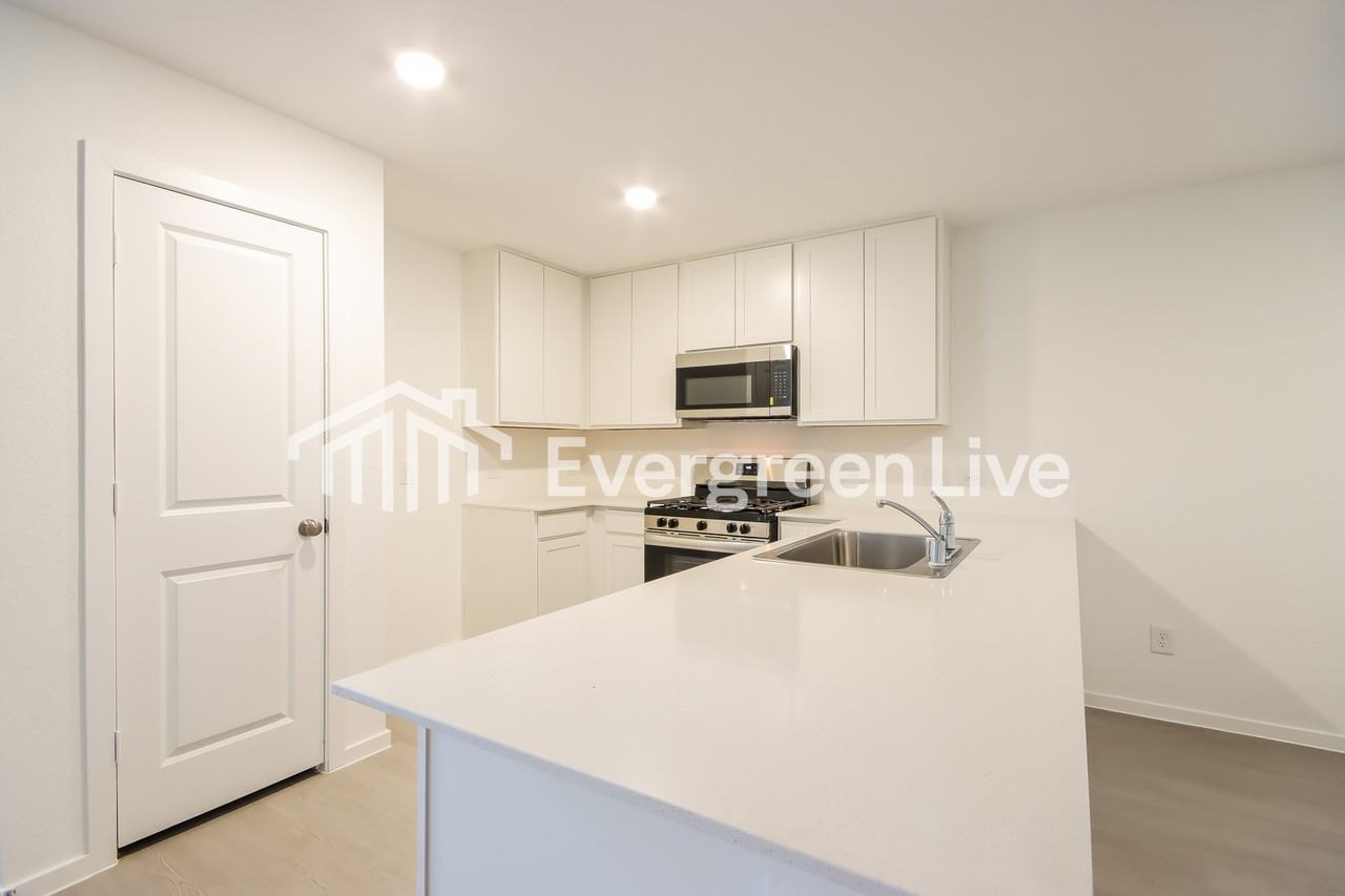 31428 Moore Rd - Photo 5 of 16