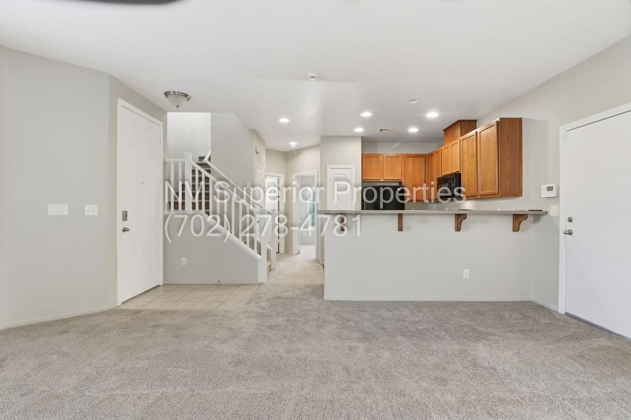 939 Wembly Hills Avenue - Photo 6 of 50