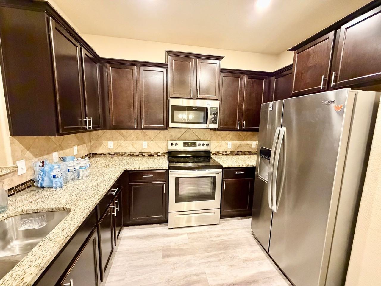 2925 Keathley Drive - Photo 5 of 16