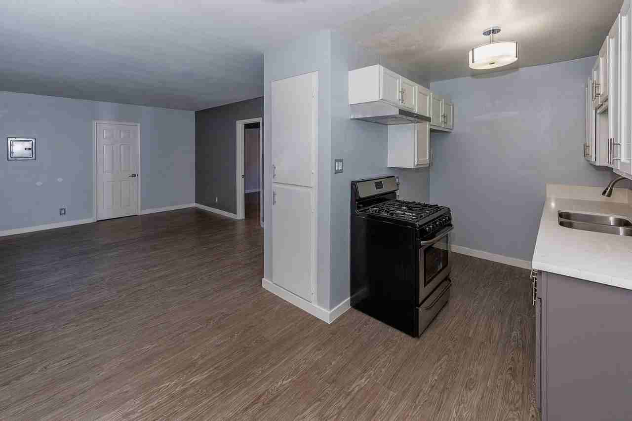 1600-1602 Cedar Ave - Photo 2 of 26