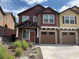 featured image of 5907 Northeast 58th Avenue