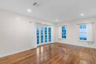 220-222 S Rexford Dr - Photo 1 of 1