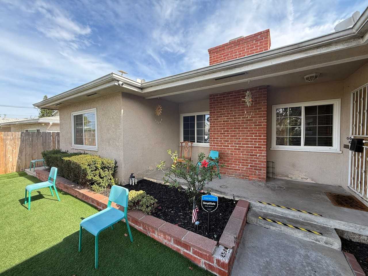 5223 E Falls View Dr - Photo 3 of 24