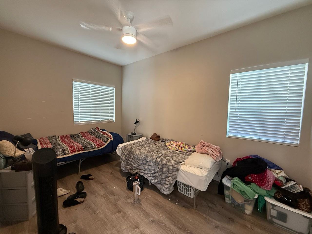 5225 E Falls View Dr - Photo 4 of 10