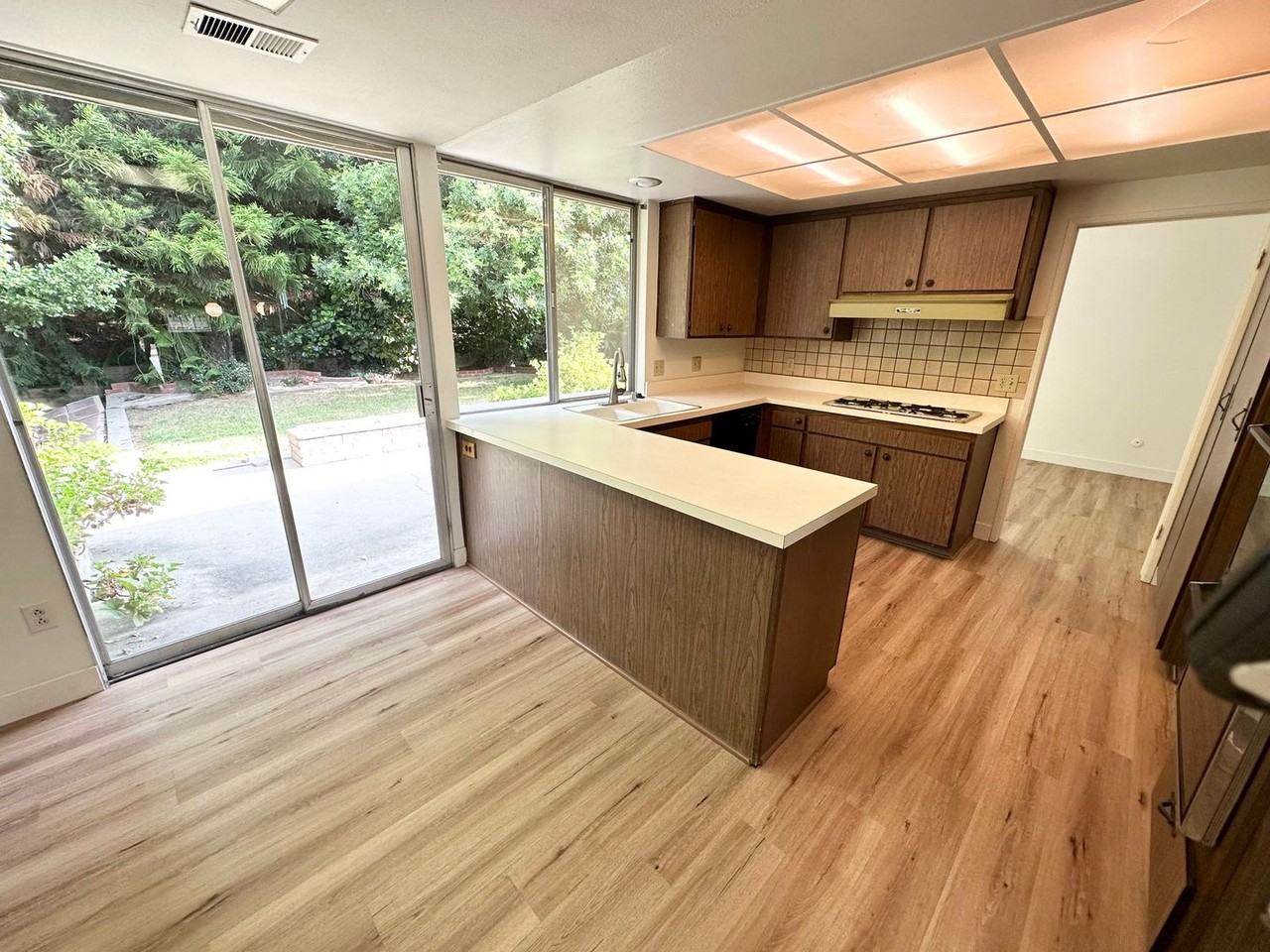 1941 East Road - Photo 2 of 17