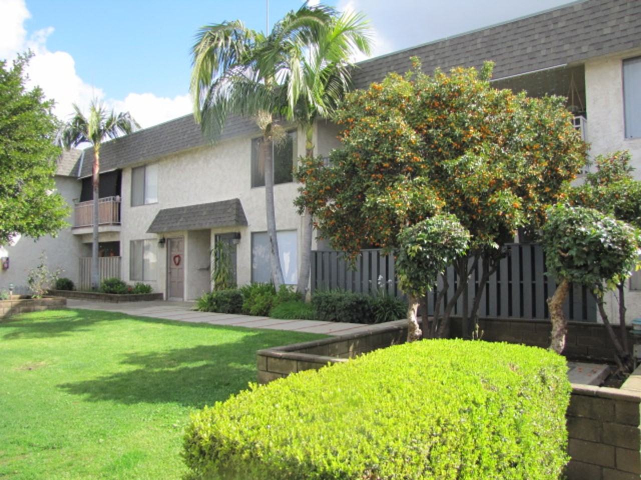 316-356 W. Meda Ave. Glendora CA. 91741 - Photo 6 of 30