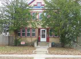 2937-2939 Fremont Avenue North - Photo 1 of 1