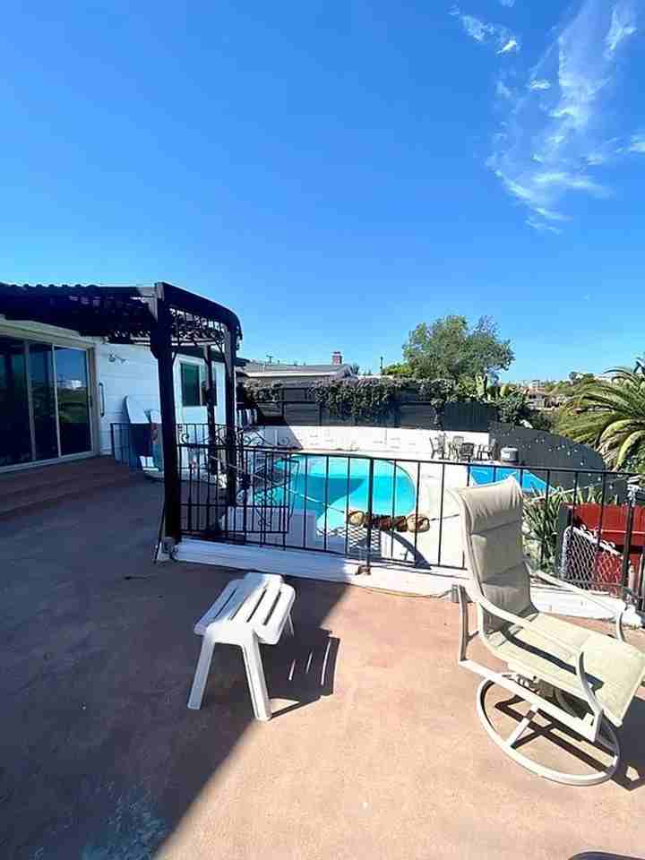 5659 Dorothy Way - Photo 7 of 19