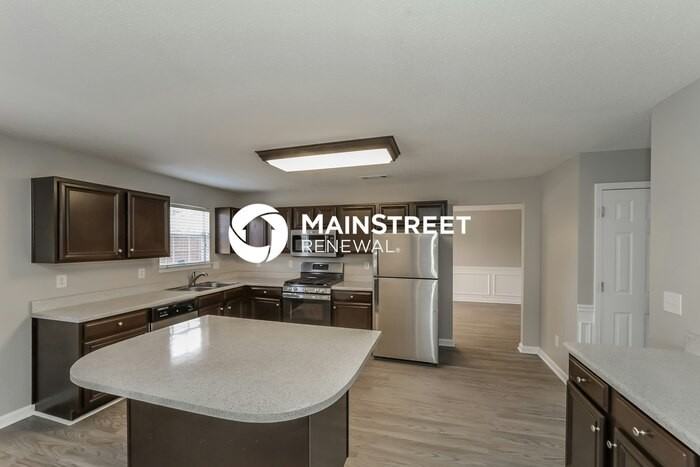 4634 Derby Loop - Photo 5 of 17