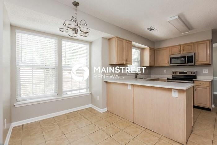 5316 Groveton Ct - Photo 7 of 17