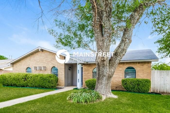 7254 Cloverglen Dr - Photo 2 of 16