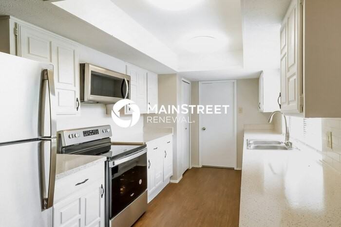 7254 Cloverglen Dr - Photo 6 of 16