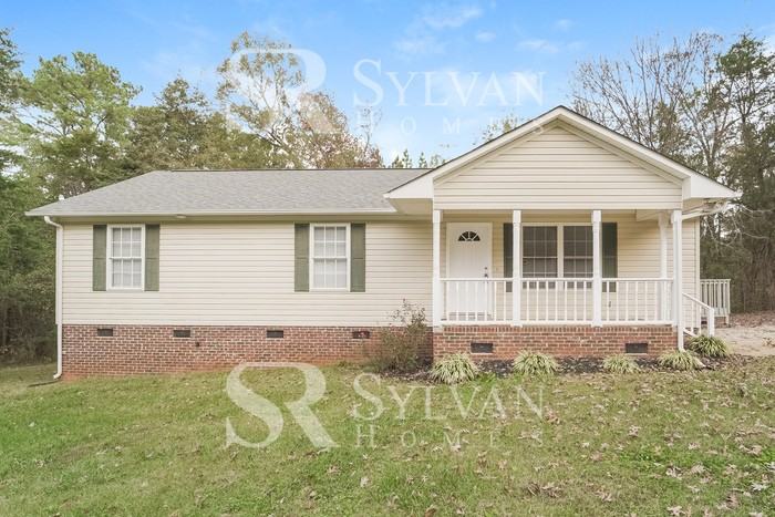 592 Rambo Rd E - Photo 2 of 16