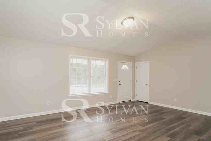 592 Rambo Rd E - Photo 4 of 16