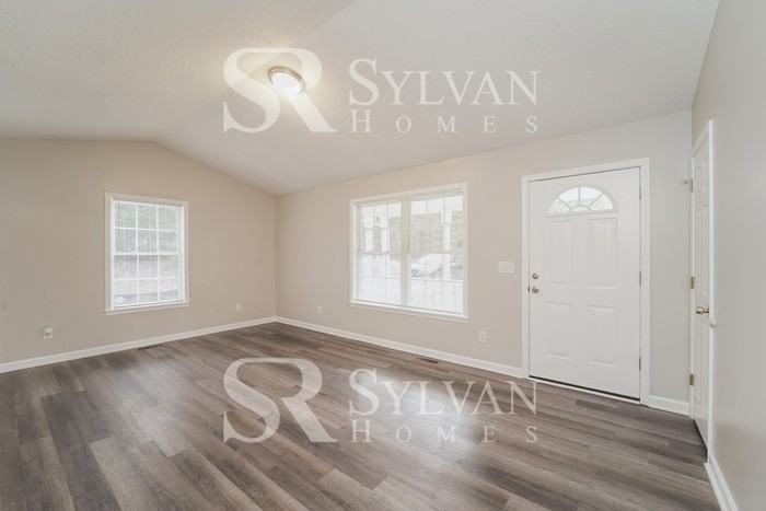 592 Rambo Rd E - Photo 5 of 16