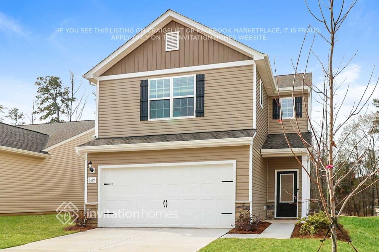 3439 Saddlebred Drive - Photo 4 of 18