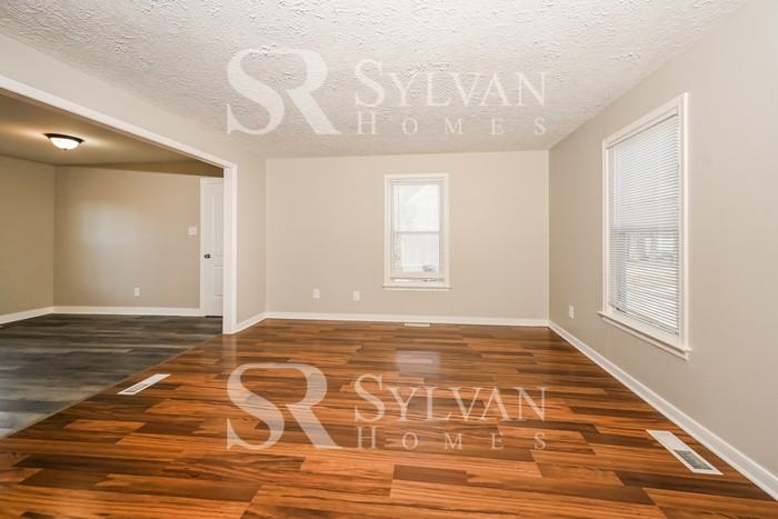 3012 Tammaway Dr - Photo 2 of 14