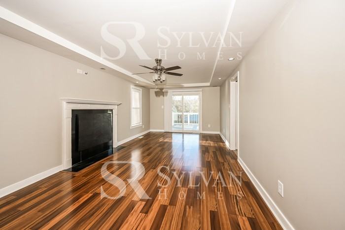 3012 Tammaway Dr - Photo 3 of 14