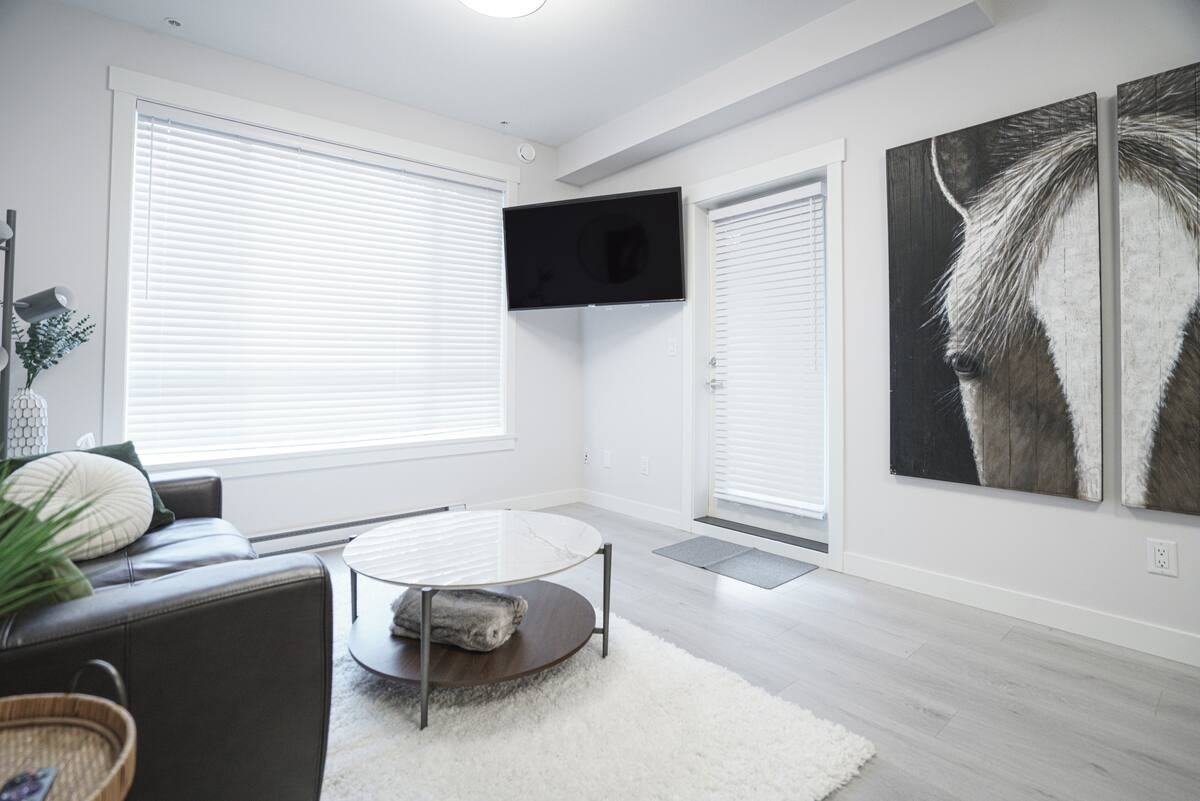 32690 14 Avenue #200 - Photo 4 of 23