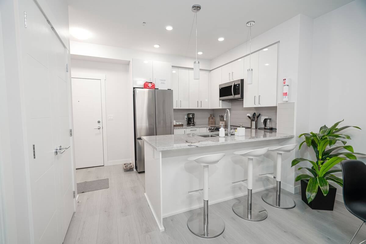 32690 14 Avenue #200 - Photo 6 of 23