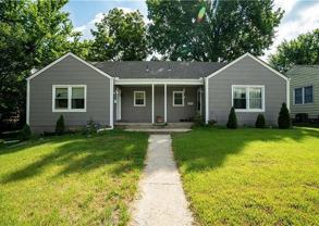 621-623 N Pleasant St - Photo 1 of 1