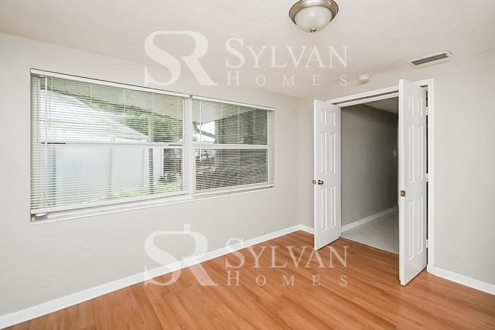 5405 Trouble Creek Rd - Photo 6 of 15