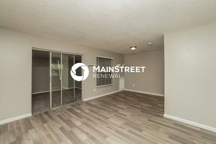 14206 Village Terrace Dr - Photo 3 of 15