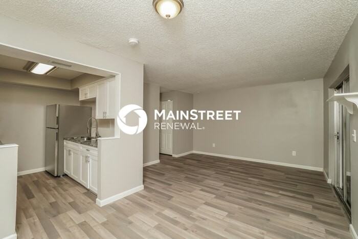 14206 Village Terrace Dr - Photo 4 of 15